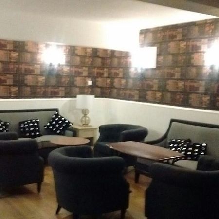 Huntly Arms Hotel Aboyne Extérieur photo