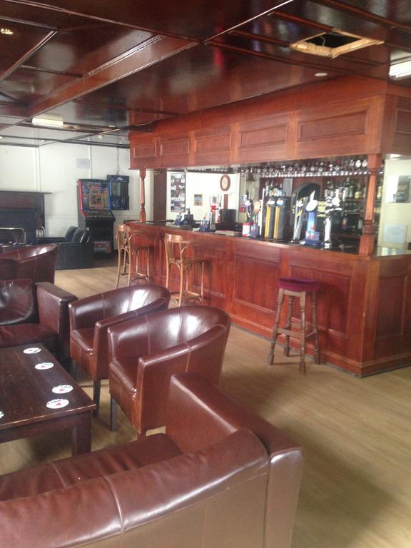 Huntly Arms Hotel Aboyne Extérieur photo