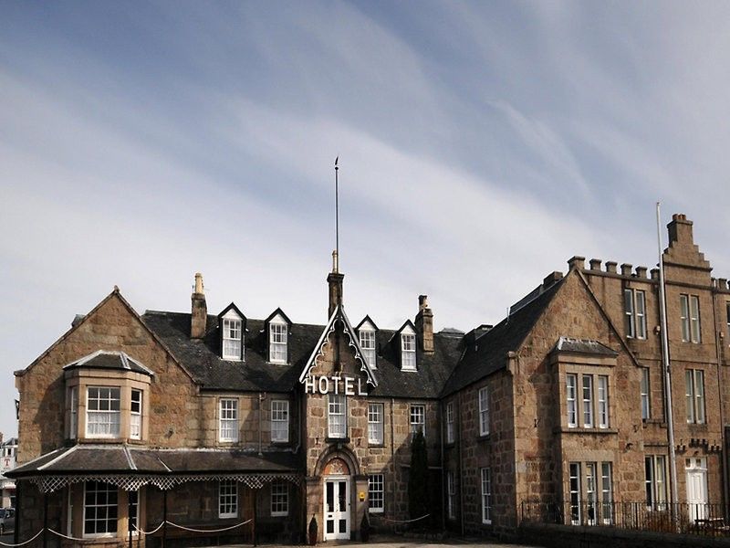 Huntly Arms Hotel Aboyne Extérieur photo